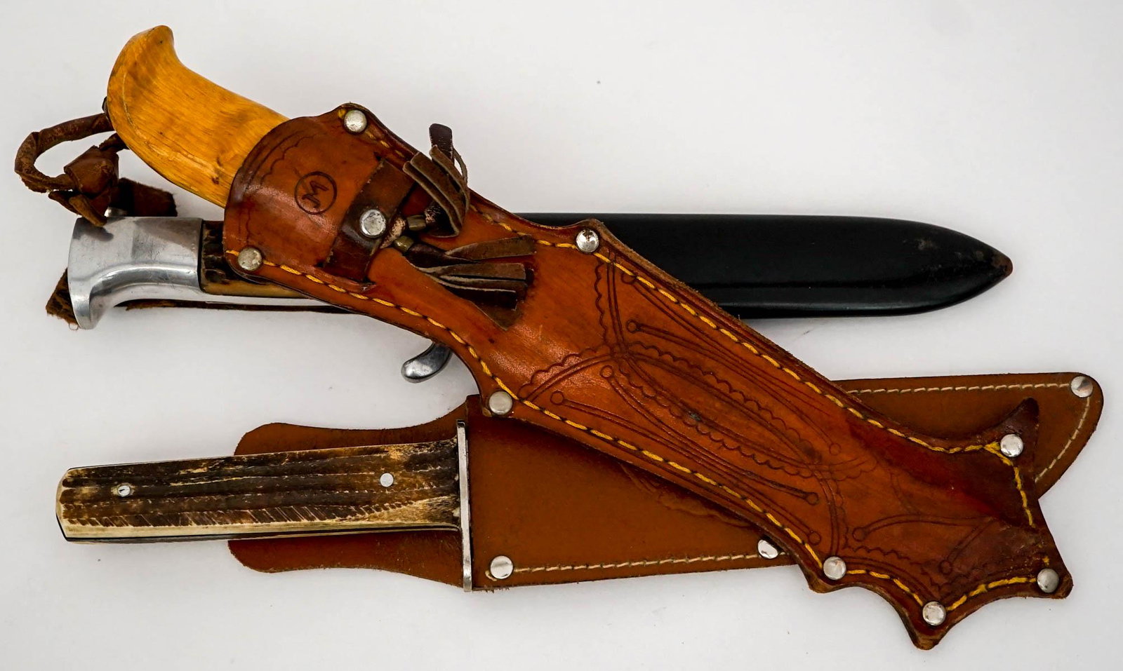 Vintage (3) Knives with Sheaths [Berent, Solingen] (1 of 17)