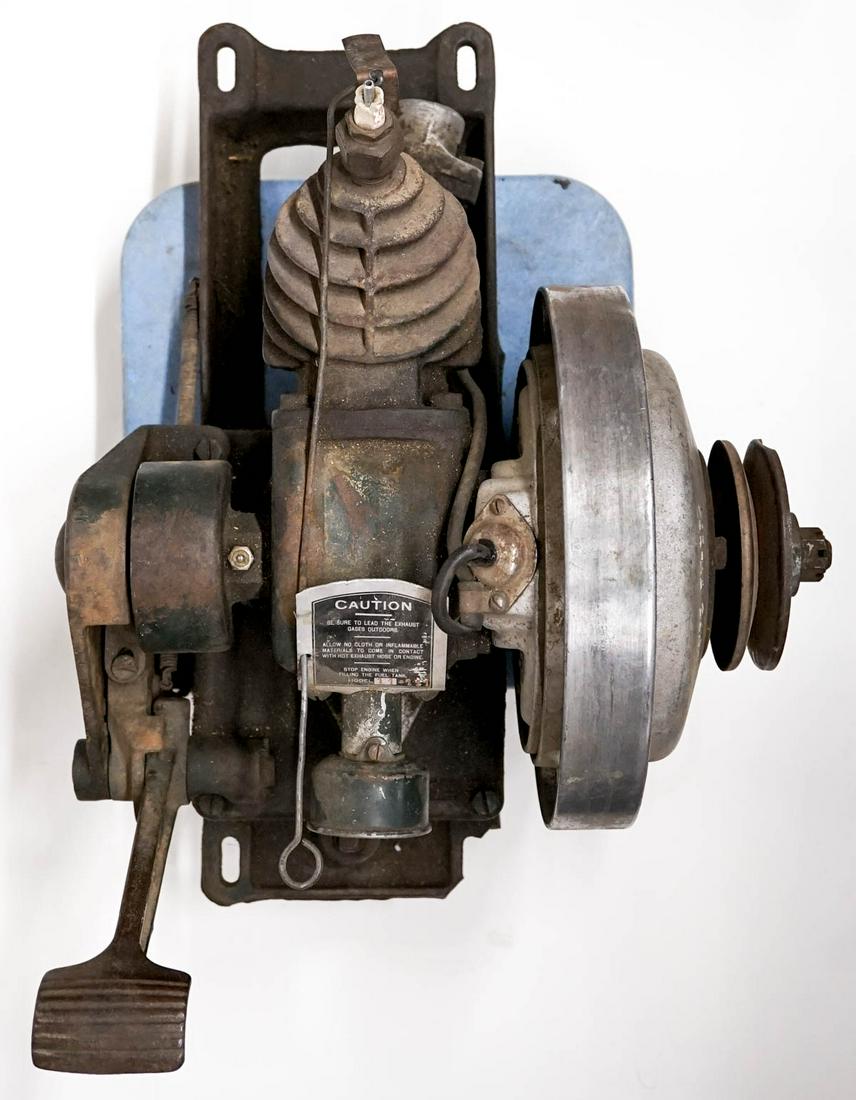 Antique Maytag Model 11 Gas Engine: Antique Maytag Model 11 Gas Engine. Measures 11 x 20 x 16 inches and weighs approximately 40 pounds. Not tested. This item requires buyer pick up or outside shipper. If lot is absent of a condition re