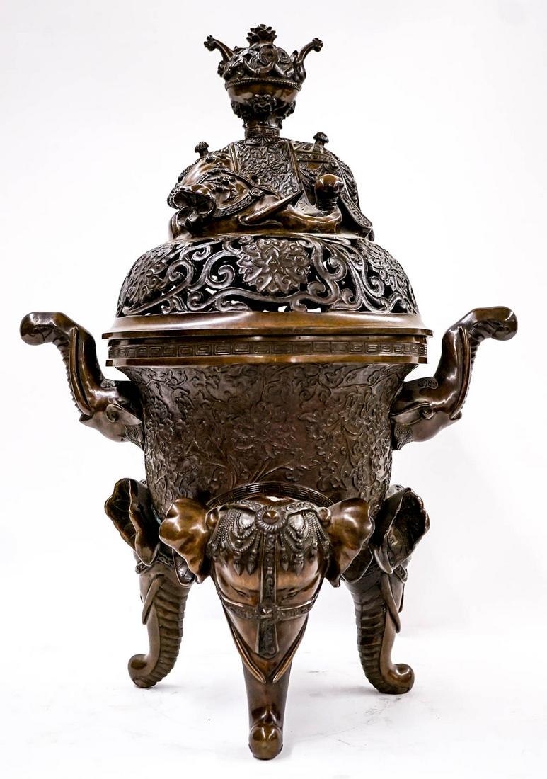 A Large Chinese Bronze Incense Burner (1 of 15)