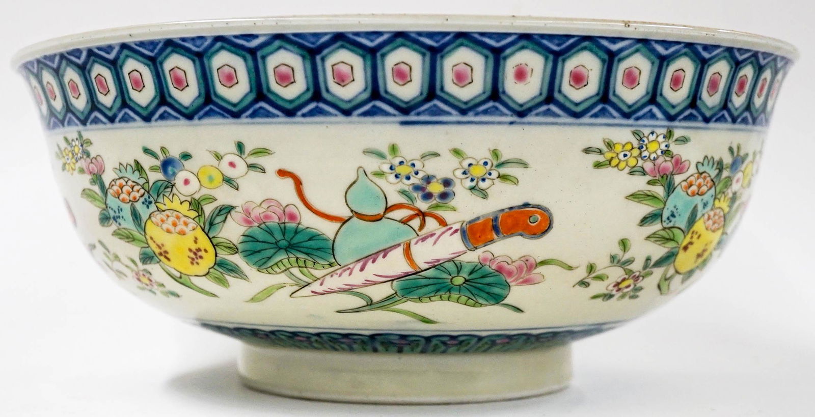 Large Chinese Bowl Qing Dynasty Tao Kuang (1 of 7)