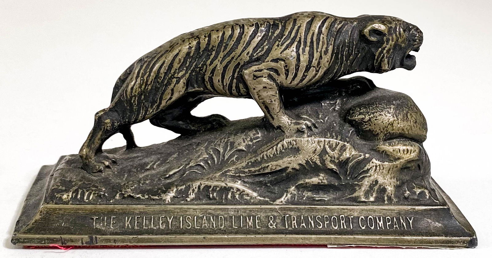 Kelley Island Lime & Transport Paperweight (1 of 7)