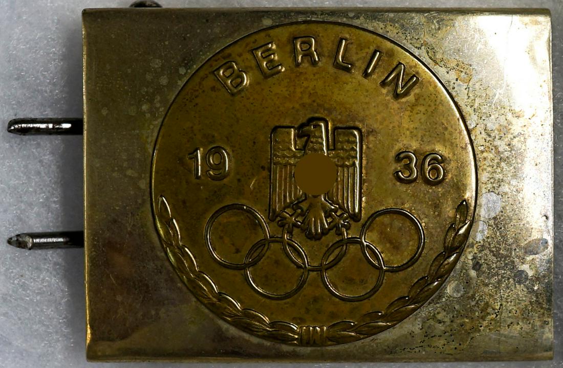 1936 Berlin Olympics Souvenir Belt Buckle (1 of 2)