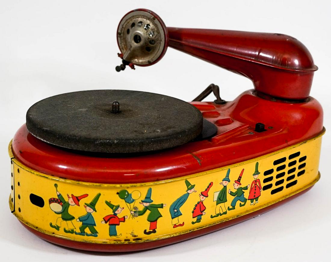 Vintage Lindstrom Record Player [Teardrop]: Vintage Lindstrom Corporation, Bridgeport, Conn. Untested. Measures 13 in. x 8 in. x 7 in. If lot is absent of a condition report one may be requested via email. Condition report is provided as an opi