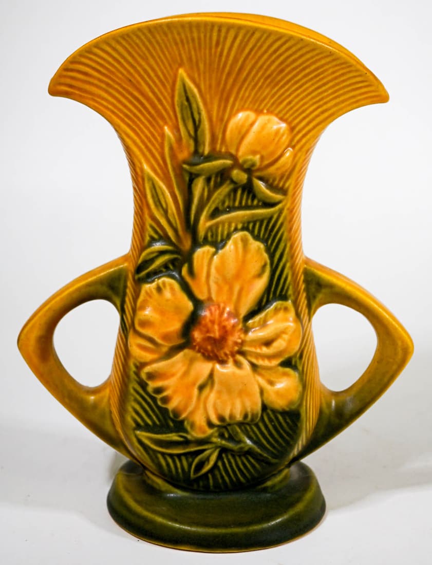 Roseville Peony Pottery 8 IN Vase 62-8 (1 of 7)