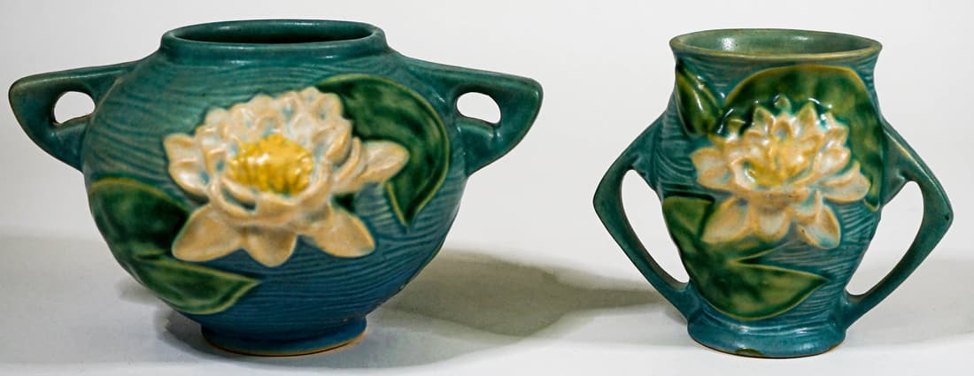Roseville Blue Water Lily (2) Double Handle Vase (1 of 6)