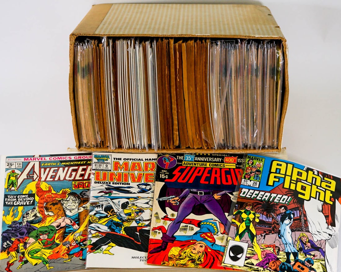 Short White Box of Comic Books (1 of 6)