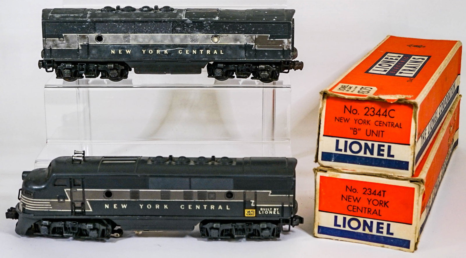 Lionel 2344C & 2344T New York Central w/Boxes: Lionel 2344C & 2344T New York Central w/Boxes. Provenance: Missoula, Montana Private Collection. Untested, from a lifelong collector who serviced and repaired trains requiring any attention. If lot is