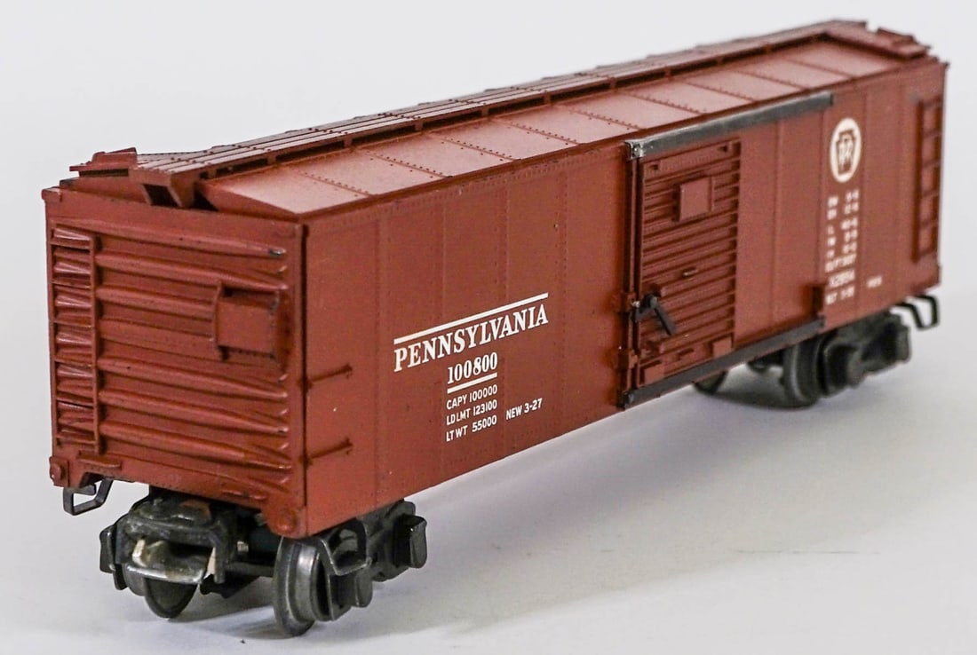 Lionel O Gauge Brown Boxcar 100800: Lionel O Gauge Brown Boxcar 100800. Provenance: Missoula, Montana Private Collection. Untested, from a lifelong collector who serviced and repaired trains requiring any attention. If lot is absent of 