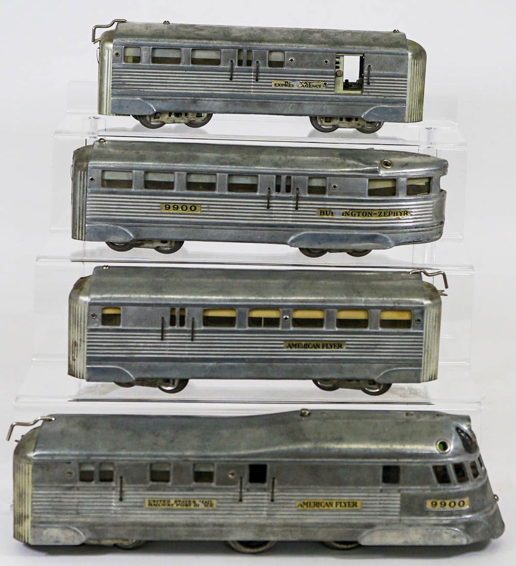 American Flyer 9900 Burlington Zephyr - Prewar (1 of 3)