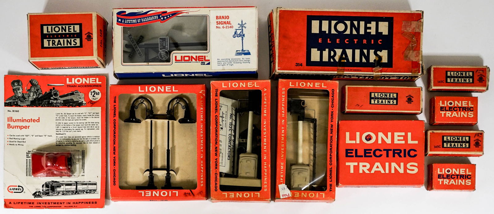 Lionel Vintage Accessories in Boxes (13) (1 of 6)