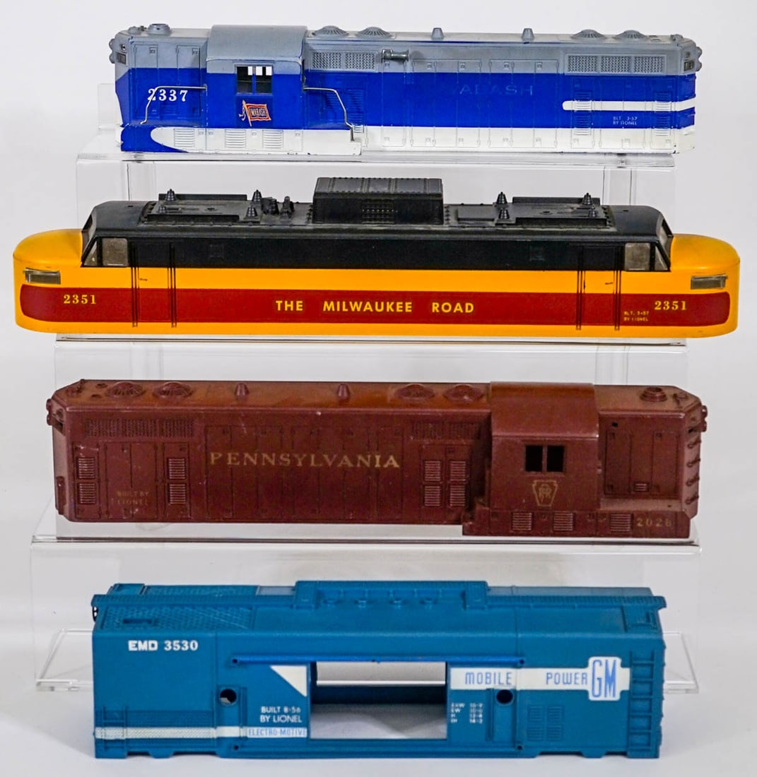 Lionel Shells (4): Lionel Shells (4). Provenance: Missoula, Montana Private Collection. Untested, from a lifelong collector who serviced and repaired trains requiring any attention. If lot is absent of a condition repor