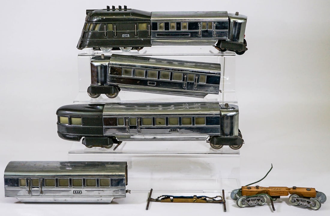 Lionel Flying Yankee Train Set (1 of 3)