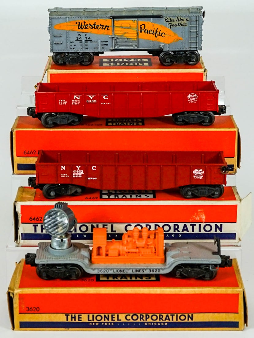 (4) Lionel Cars with Boxes (Most Like-New): (4) Lionel Cars with Boxes (Most Like-New). Provenance: Missoula, Montana Private Collection. Untested, from a lifelong collector who serviced and repaired trains requiring any attention. If lot is ab