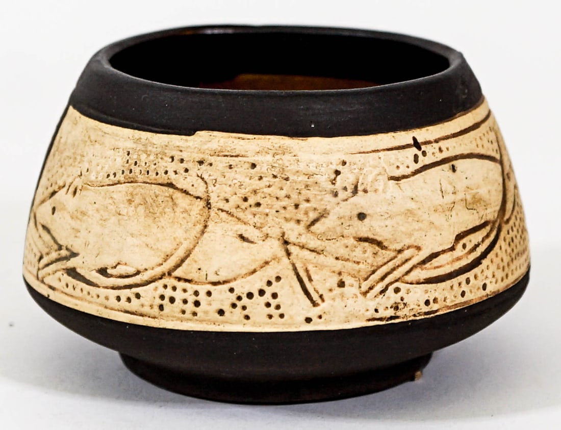 Rare Weller Claywood Vase with Mouse (1 of 5)