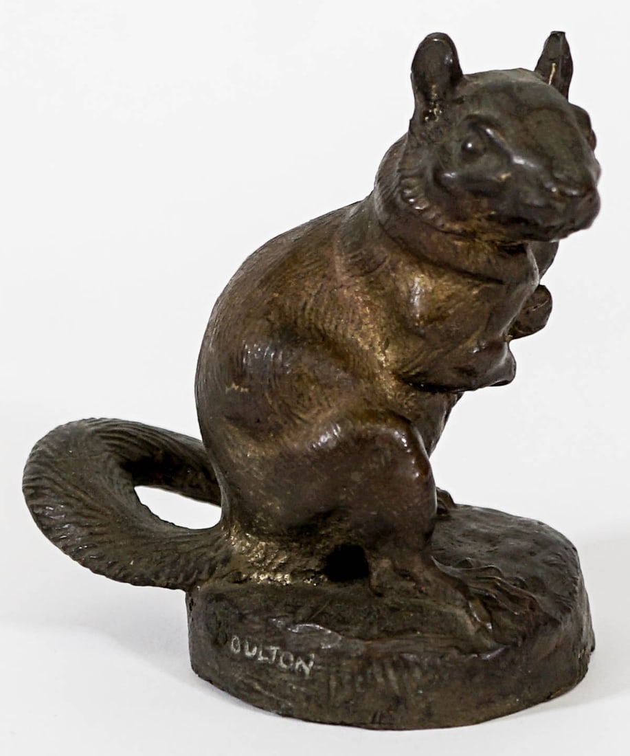 Joseph L. Boulton Bronze of Mouse: Joseph L. Boulton Bronze of Mouse. measures 3.5 inches tall x 3.75 inches. No damage or repairs. If lot is absent of a condition report one may be requested via email. Condition report is provided as 
