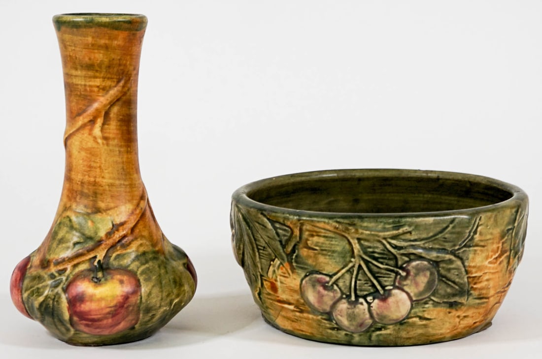 Two Pieces of Weller Pottery (1 of 5)