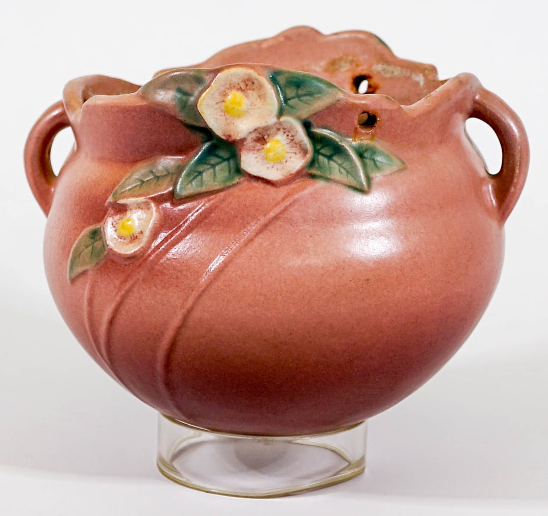 Roseville Hanging Basket (1 of 6)