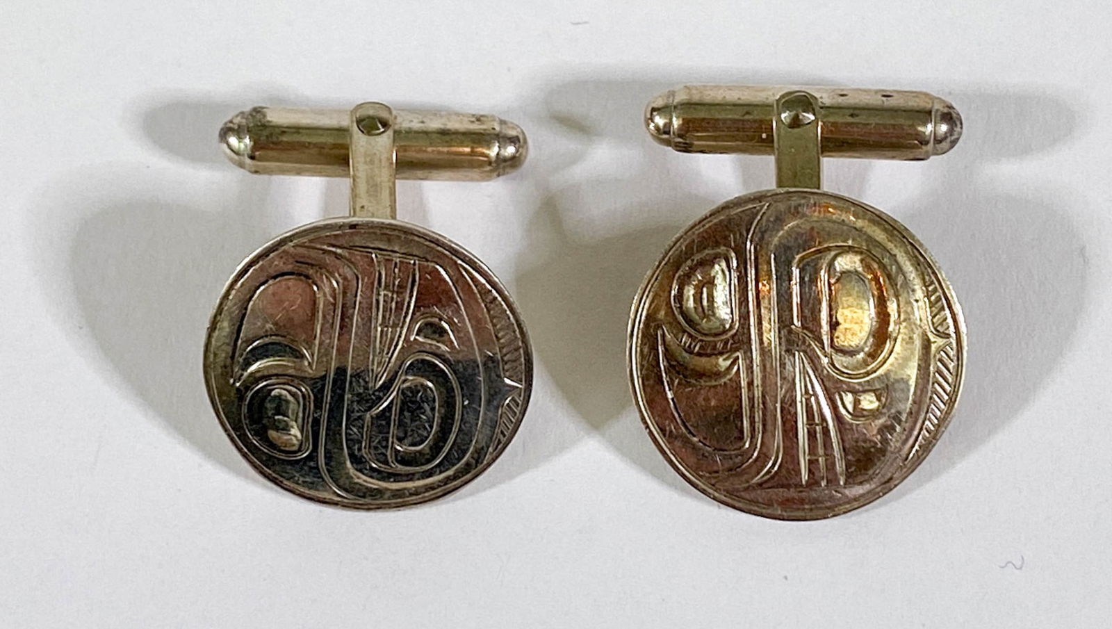 Northwest Coast Signed Sterling Cufflinks (1 of 5)