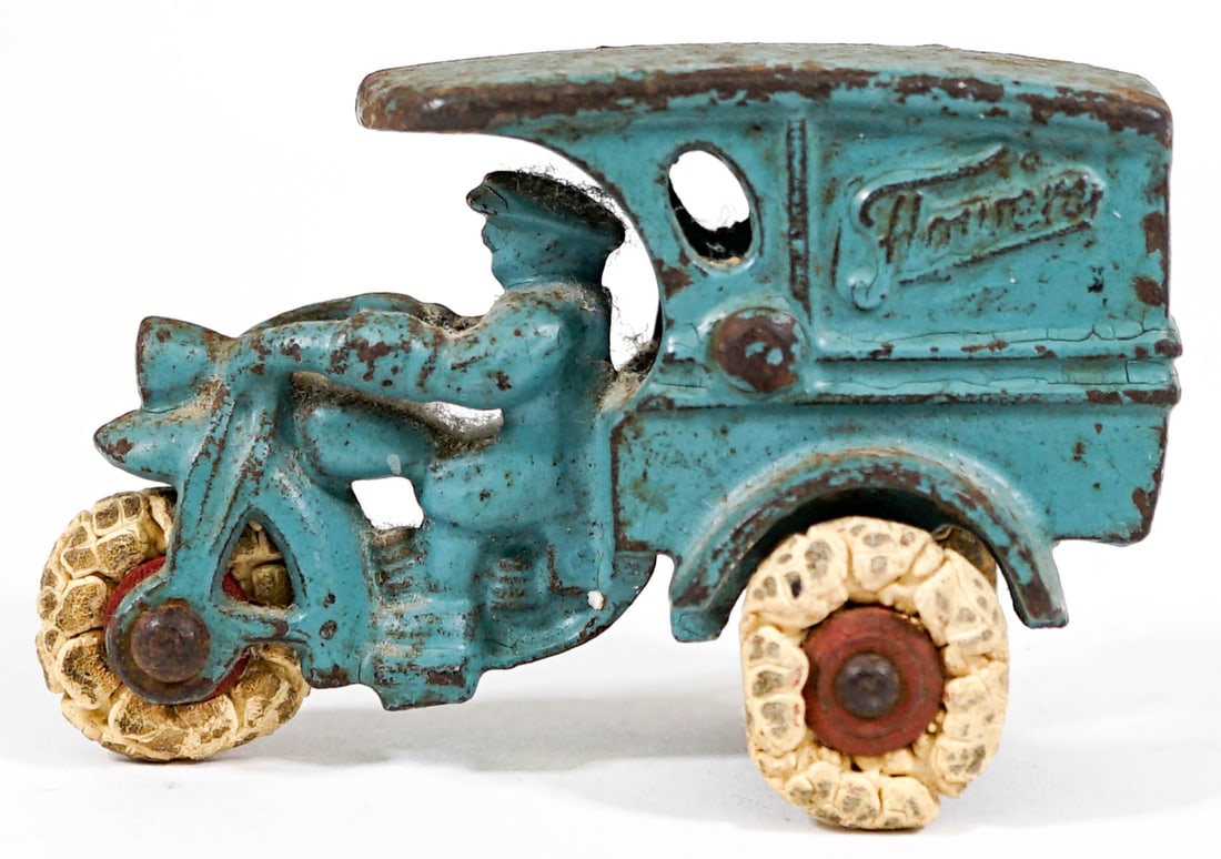 Antique Hubley Flowers Delivery Cast Iron Truck (1 of 6)