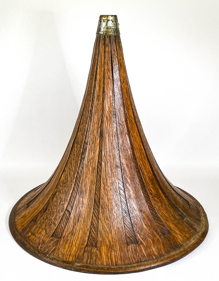 Victor Talking Machine Spear Tip Horn Dated 1905 (1 of 9)