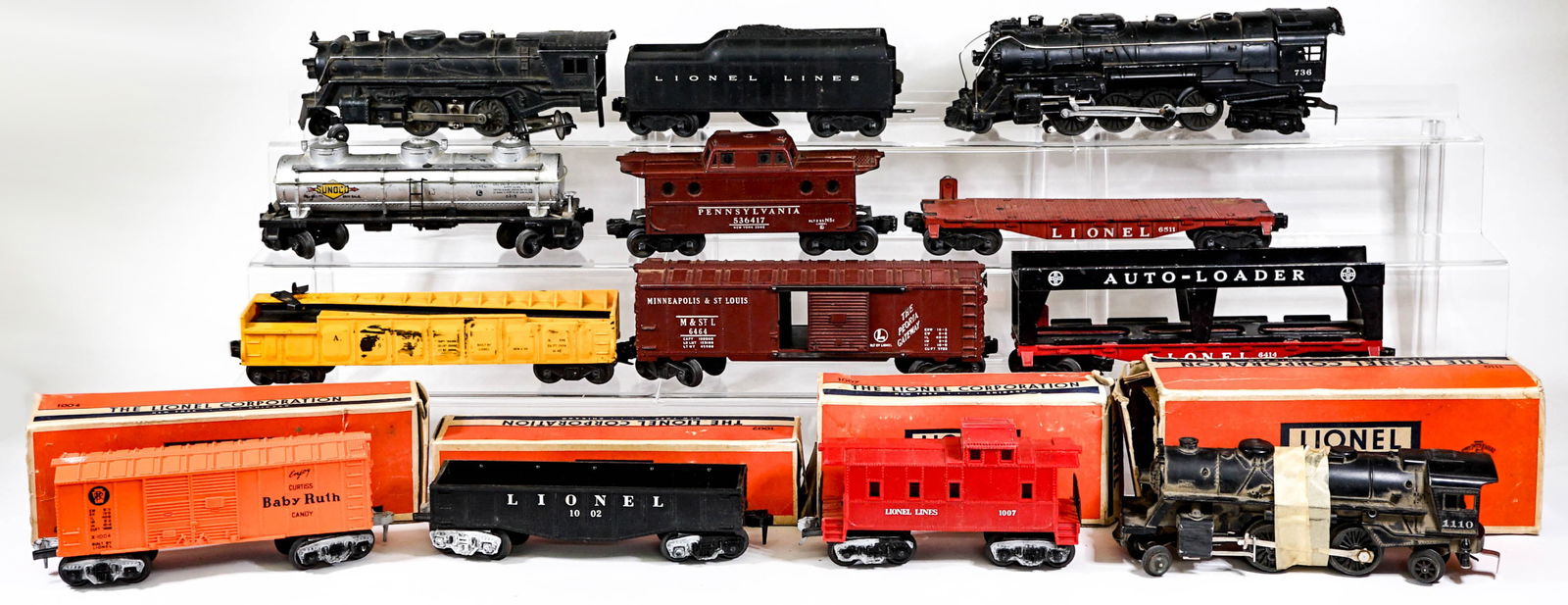 Estate lot of Lionel Trains (1 of 2)
