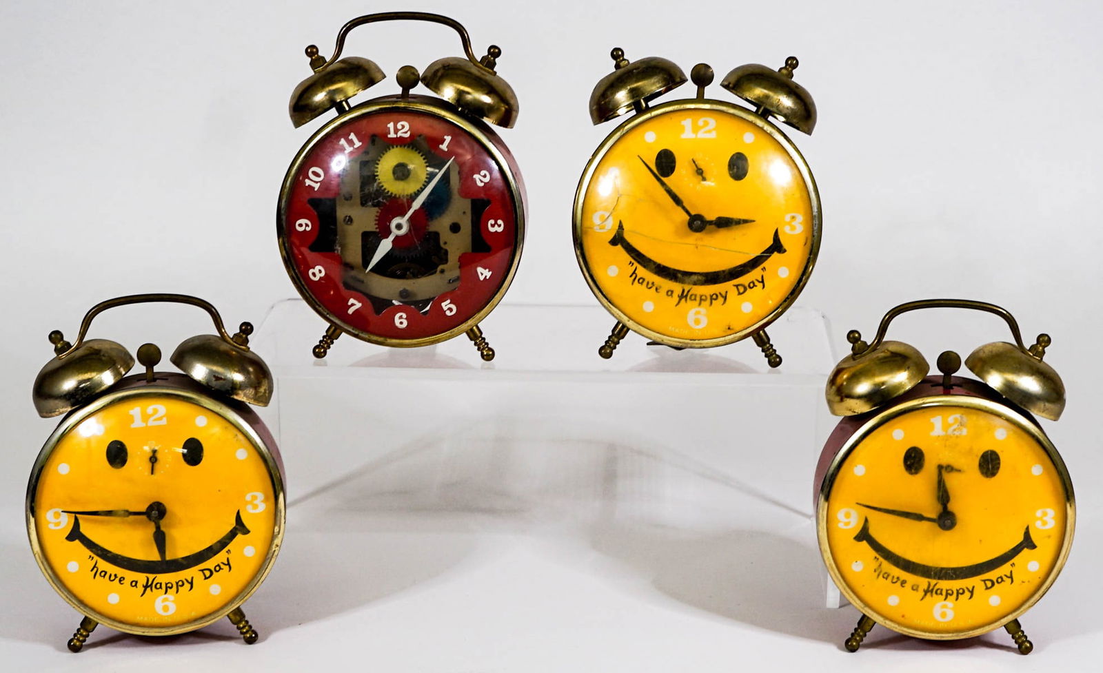 (4) Robert Shaw Alarm Clocks 5.5 inches (1 of 7)