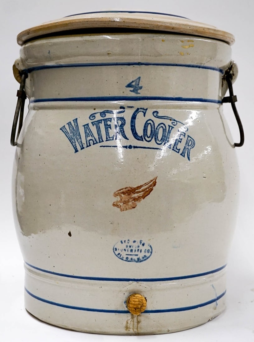 Red Wing 4 Gallon Water Cooler w/Lid (1 of 8)