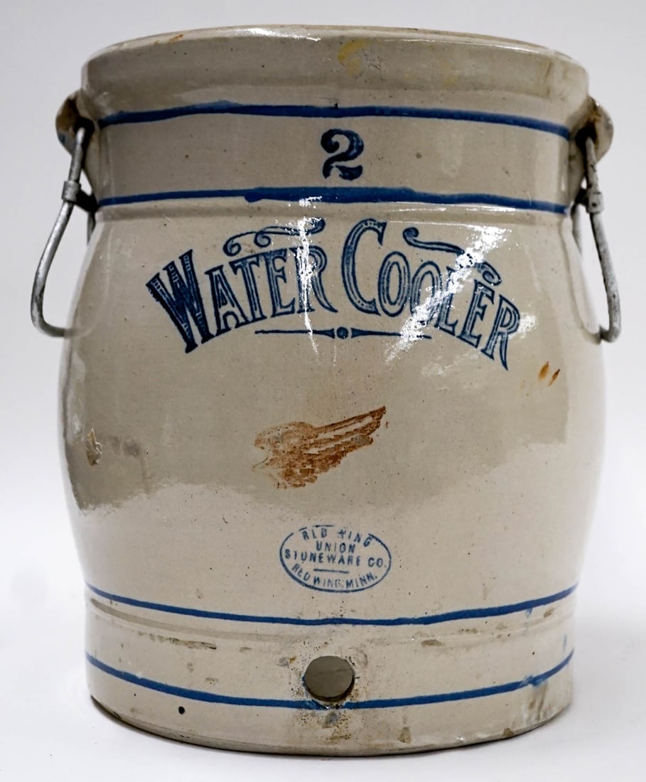 Red Wing 2 Gallon Water Cooler (1 of 5)