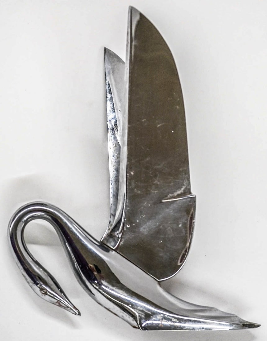 [Packard] Large Swan Hood Ornament (1 of 4)