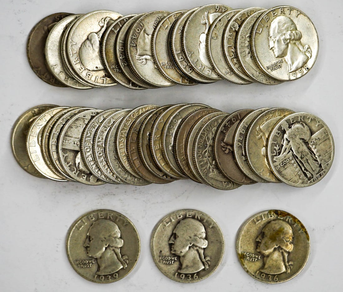 (40) U.S. Silver Quarter Dollars (1 of 2)