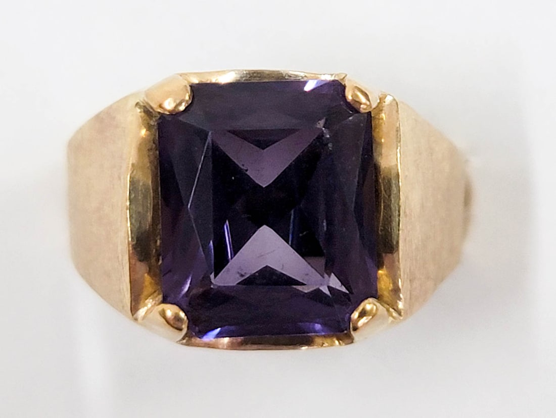 14k Gold Purple Topaz Ring (1 of 5)