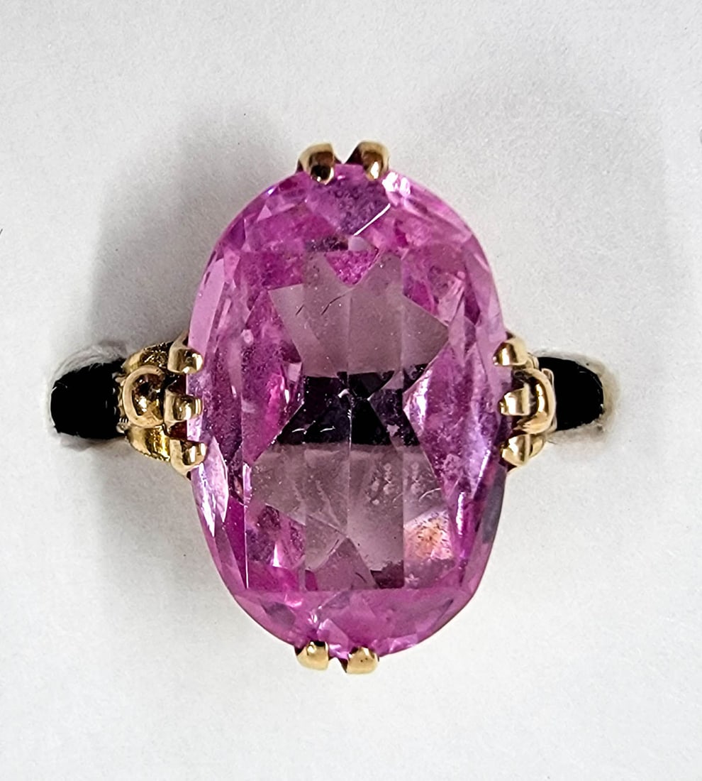 Lady's 18k Pink Sapphire Ring (1 of 7)