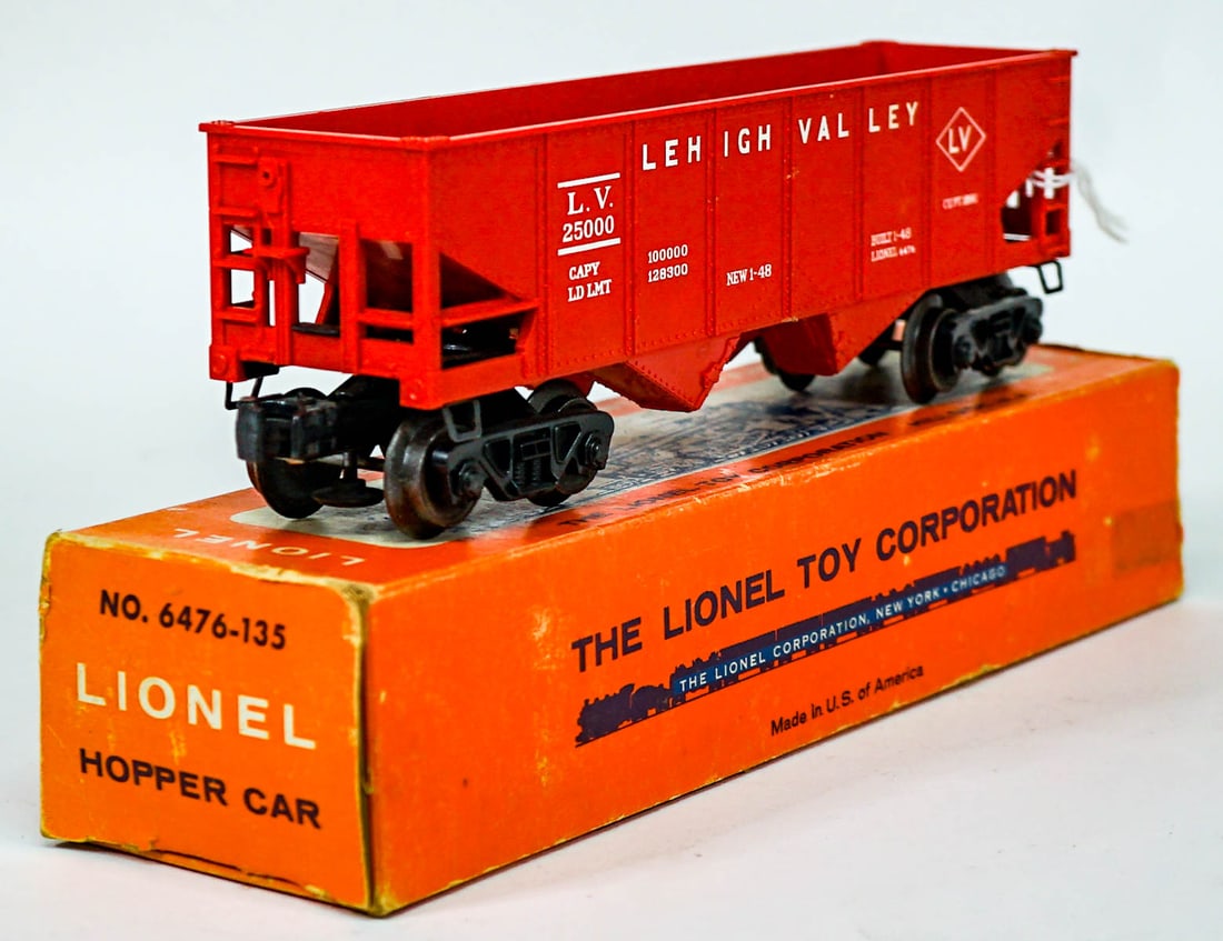 Lionel 6476-135 Hopper Car with Box: Lionel 6476-135 Hopper Car with Box. These trains are from a private collection and are untested. If lot is absent of a condition report one may be requested via email. Condition report is provided as