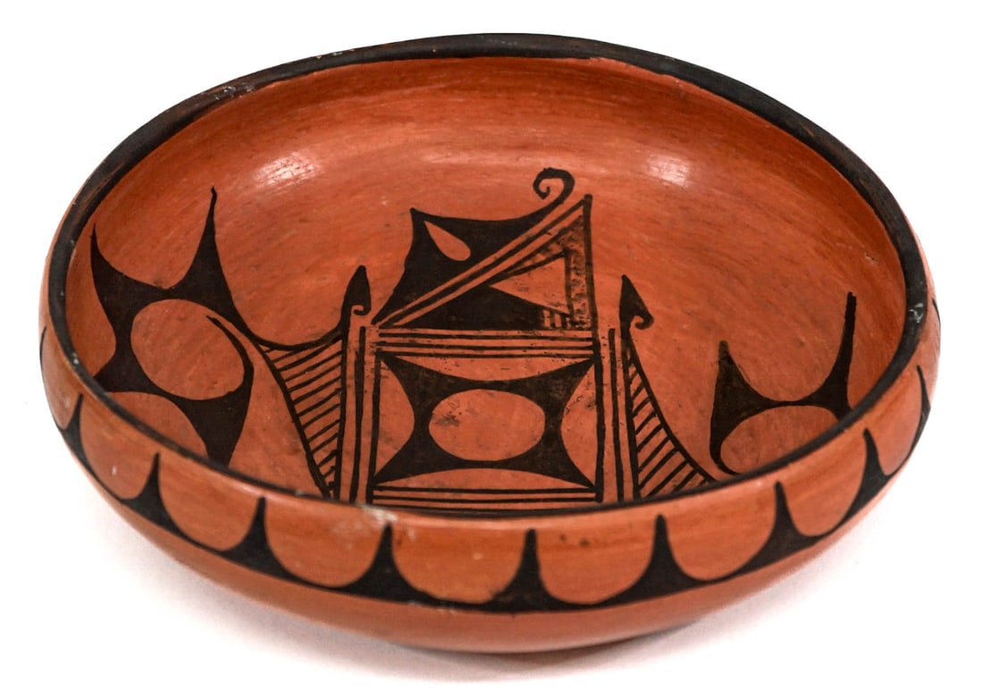 Vintage Southwest Pottery Bowl: Vintage Southwest Pottery Bow. Measures 8.5 x 2.5 inches. There are some cracks that show interior of bowl only. If lot is absent of a condition report one may be requested via email. Condition report