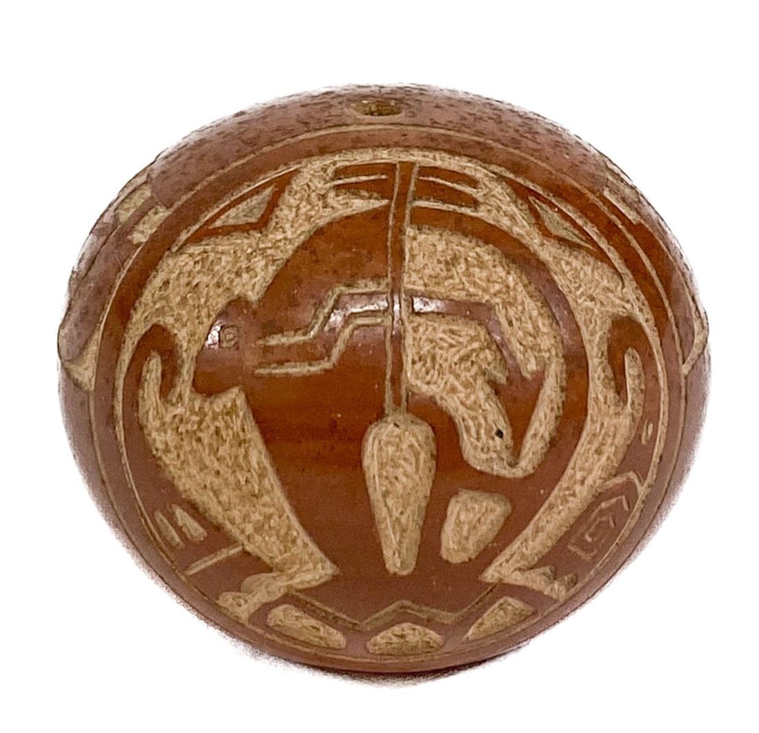 Ray Tafoya Miniature Seed Pot: Ray Tafoya Miniature Seed Pot. Measures 1.25 x 1.625 inches. No damage. If lot is absent of a condition report one may be requested via email. Condition report is provided as an opinion only and is no