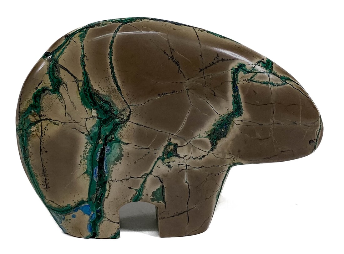 Carved Signed Zuni Bear (1 of 6)