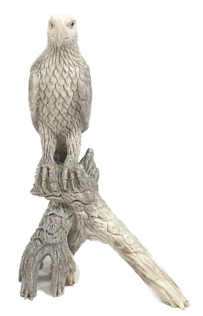 Native American Carved Bone Fetish: Native American Carved Bone Fetish. No damage. Measures 3.5 inches tall. If lot is absent of a condition report one may be requested via email. Condition report is provided as an opinion only and is n