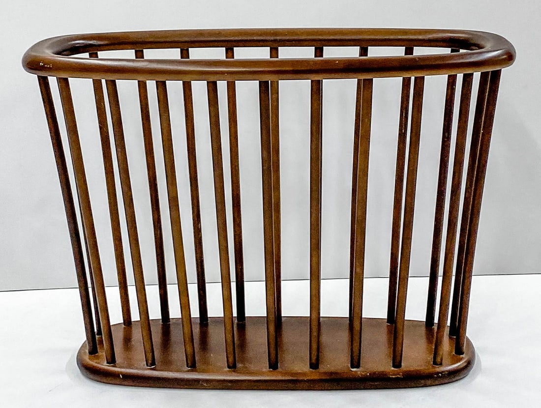 Mid-Century American Walnut Magazine Holder: Mid-Century American Walnut Magazine Holder. Measures 15 x 20.75 x 8.5 inches. Excellent condition. No damage or repairs. If lot is absent of a condition report one may be requested via email. Conditi