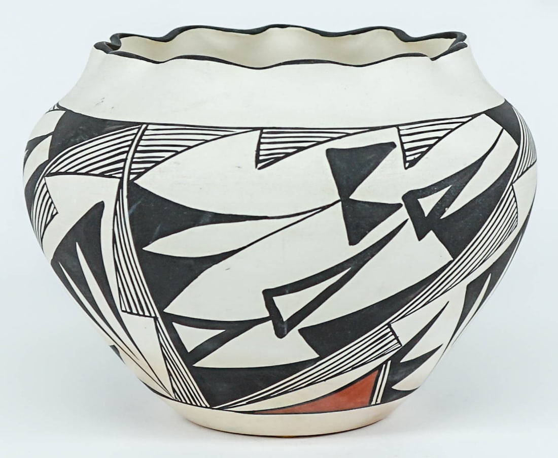 T. Garcia Acoma Pueblo 6IN Pot [Geometric] (1 of 8)
