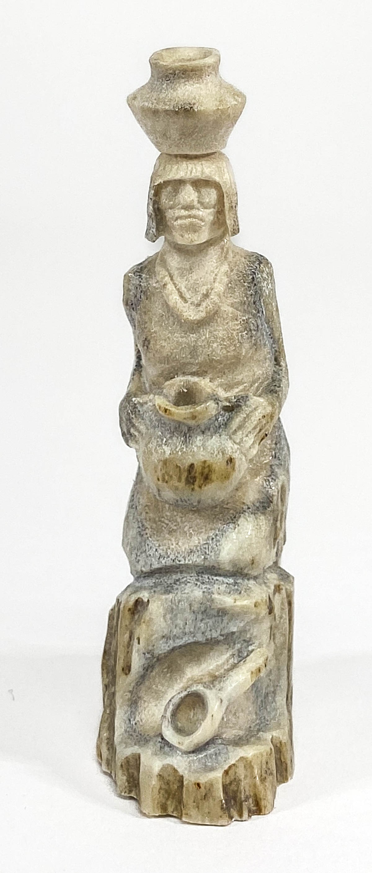 Pernell Laate Zuni Antler Fetish (1 of 6)