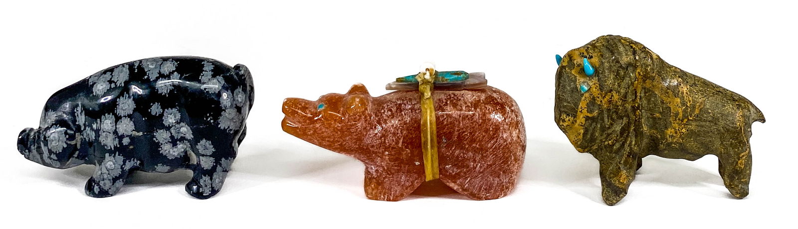 (3) Zuni Fetish. Signed with the initial C (1 of 6)