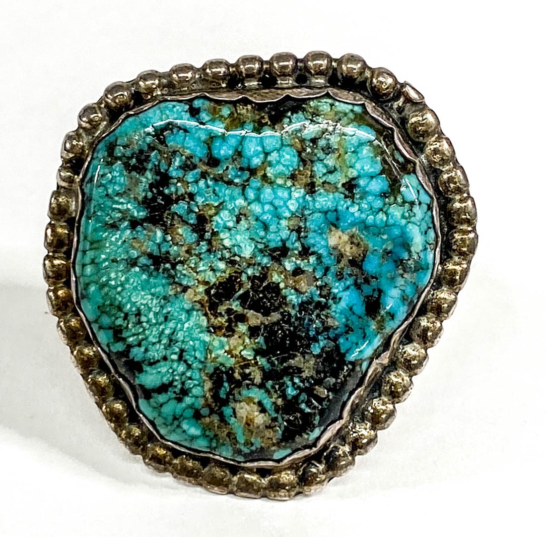 Large Vintage Navajo Ring (1 of 5)