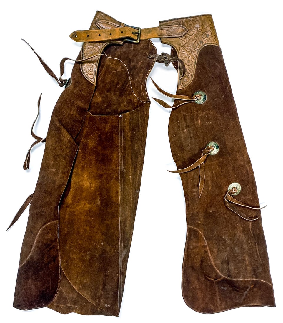 Lichtenberger Ferguson Co. Leather Batwing Chaps (1 of 3)