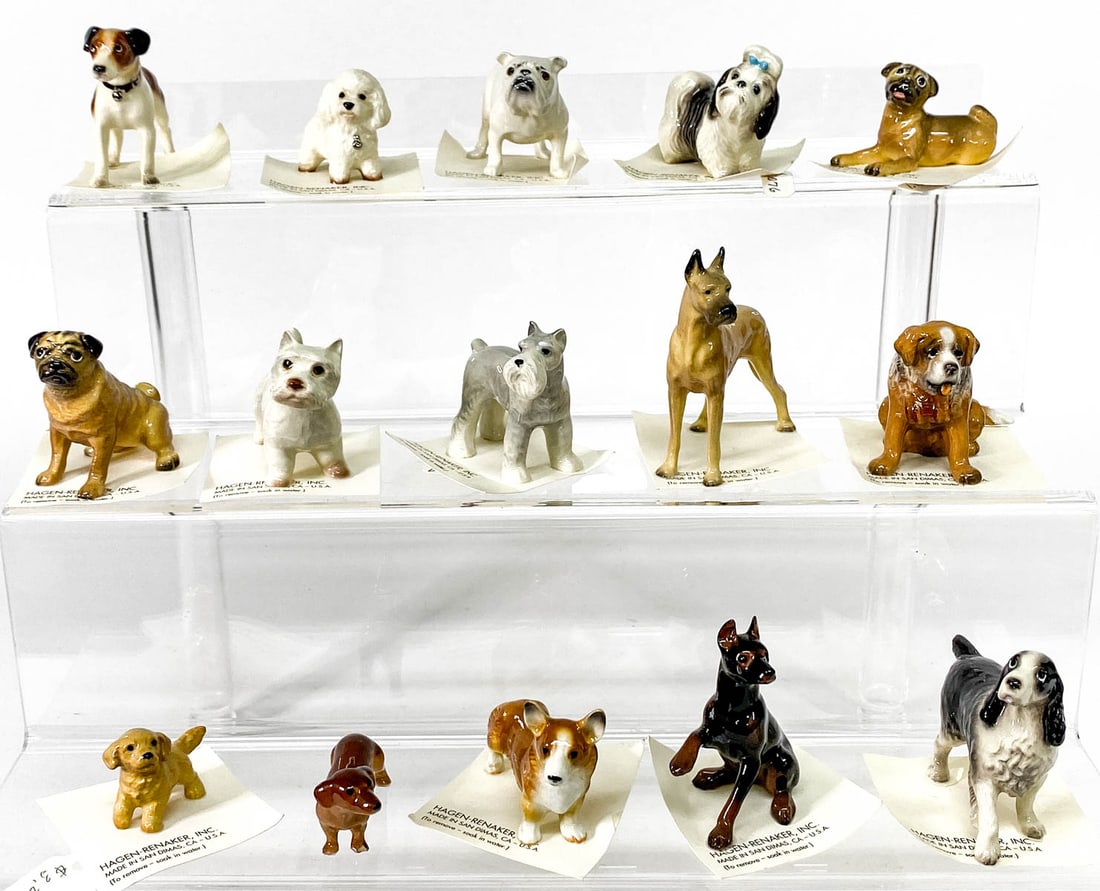 Hagen Renaker (15) Mini Figurines [Dogs] (1 of 7)