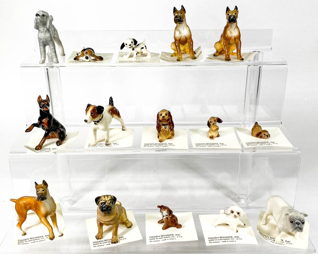 Hagen Renaker (15) Mini Figurines [Dogs] (1 of 7)