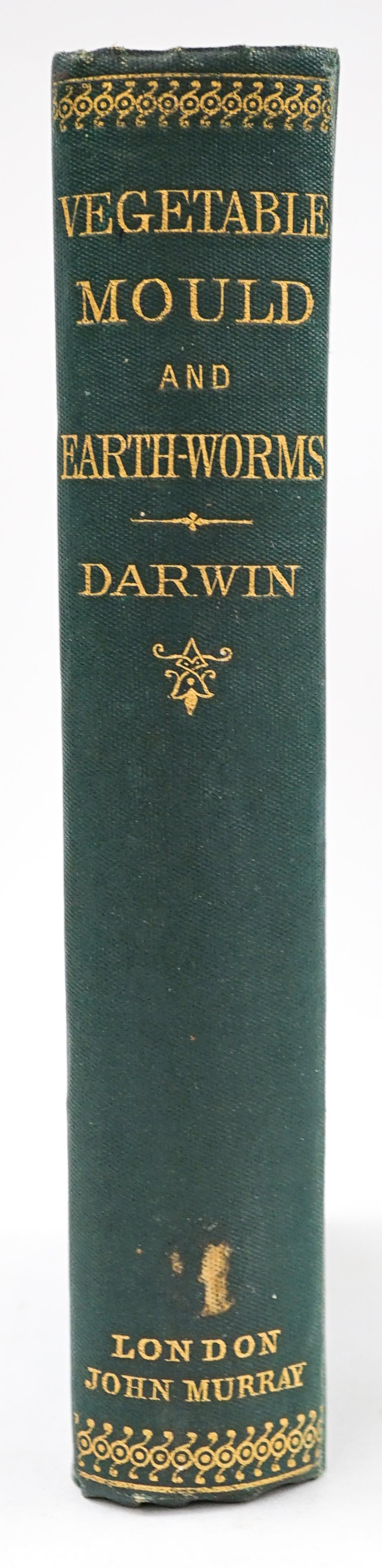 The Formation of Vegetable Mould, Darwin 1881: The Formation of Vegetable Mould, through the Action of Worms, with Observations on their Habits by Charles Darwin, London, John Murray, 1881. Fair condition. There are NO library book card pockets af