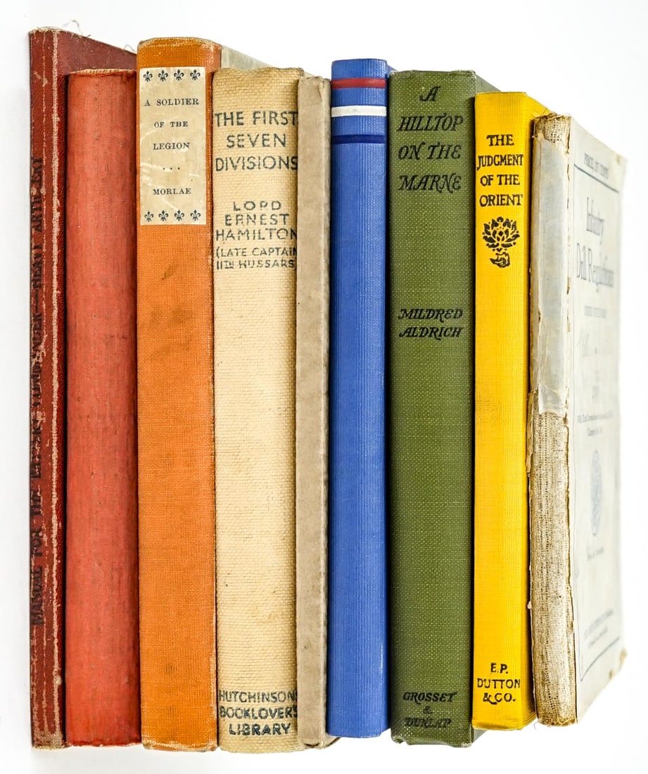 WWI (9) Books and Manuals (1 of 7)