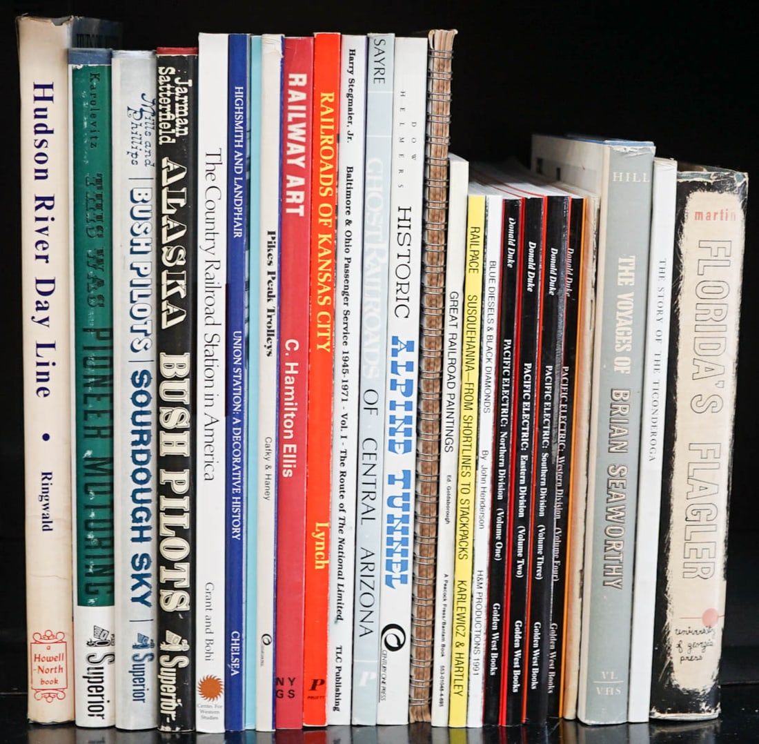 Shelf Lot Railroadiana Books (1 of 1)