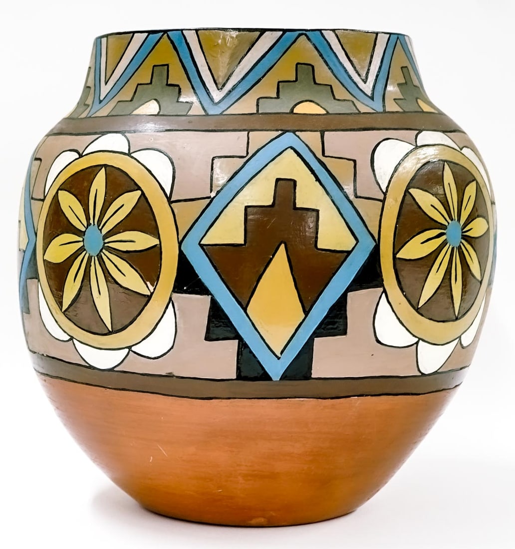 Native American Jemez Pueblo Large Olla Pot (1 of 8)