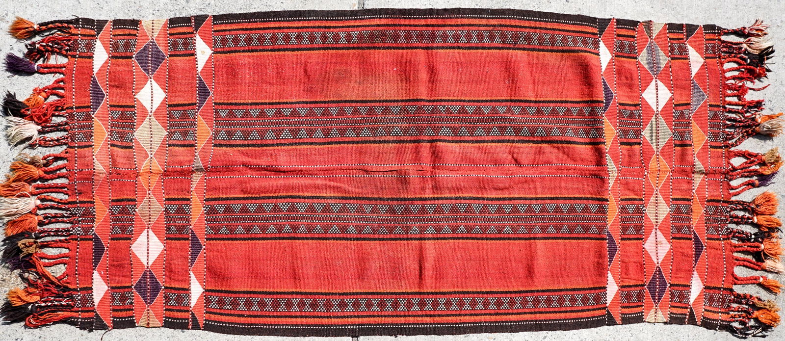 Moroccan Taznakht Flat-Woven Tapestry Rug (1 of 3)